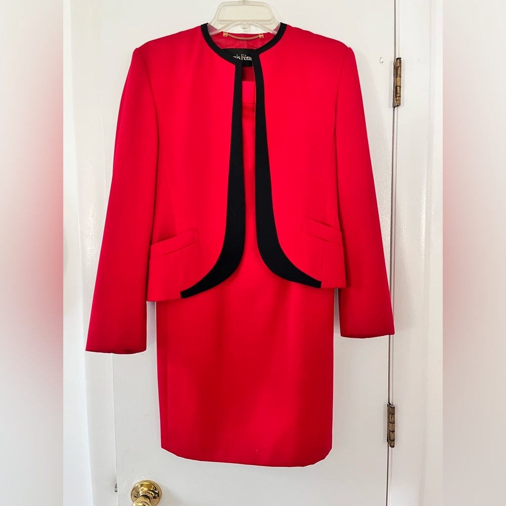 Vintage Louis Feraud Red and Black blazer and Skirt Set size 0